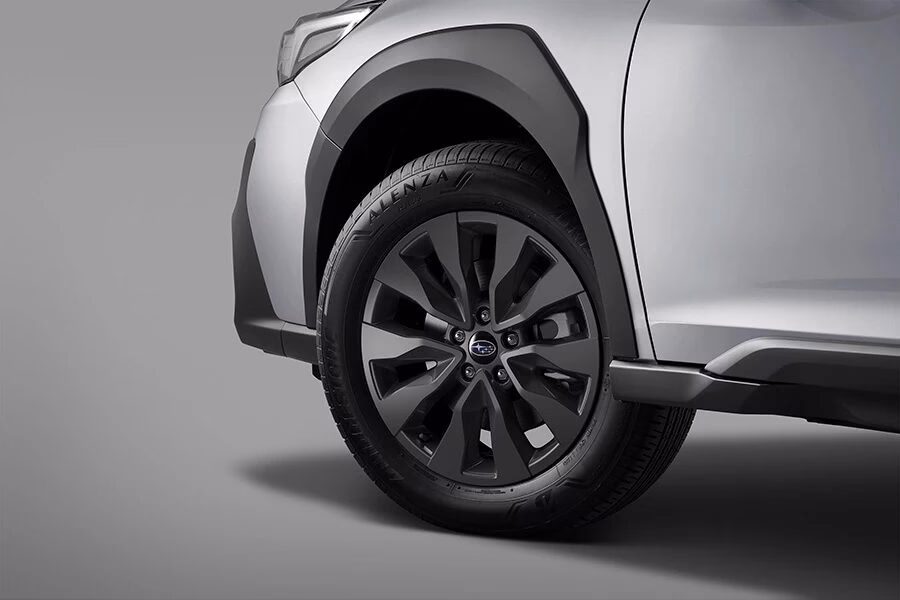 Subaru Outback - ĀRPUSE & SALONS